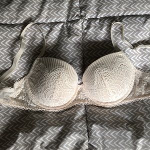 ~~2 for $20 BRAS~~VS Dream Angels White Lace Bra